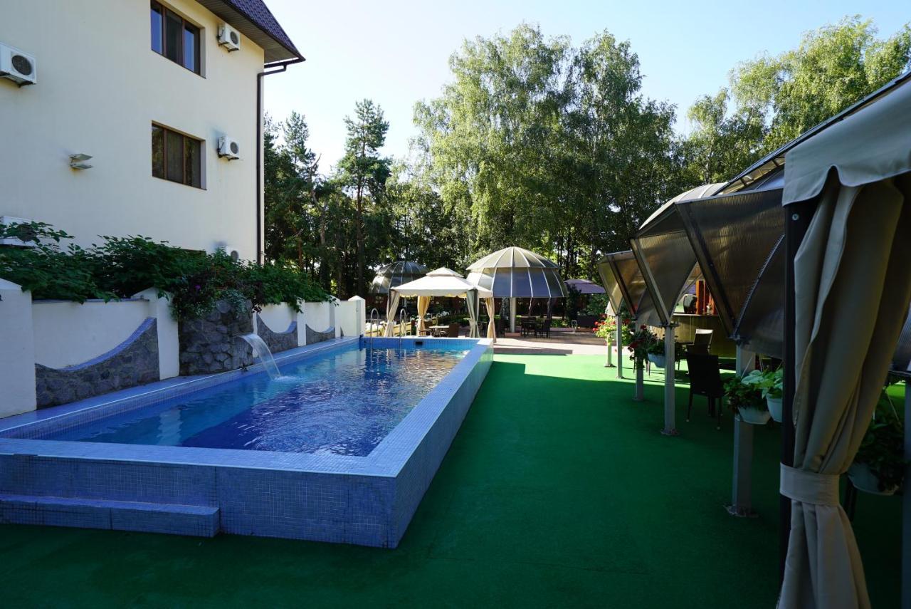 Mercury Hotel Charkov Buitenkant foto