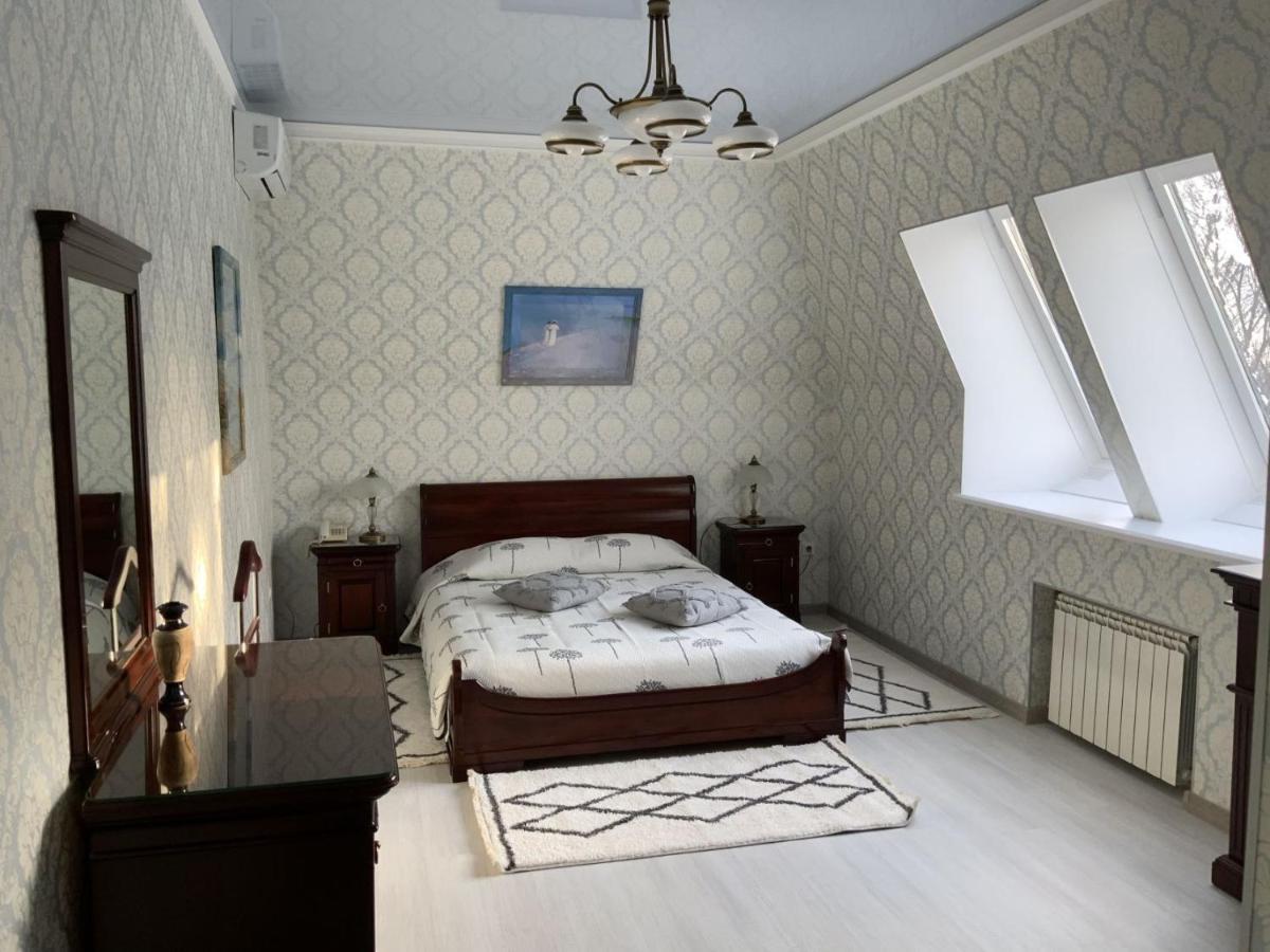 Mercury Hotel Charkov Buitenkant foto