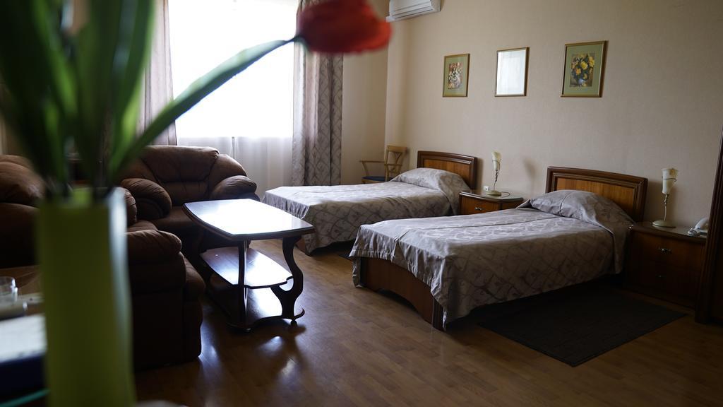 Mercury Hotel Charkov Buitenkant foto