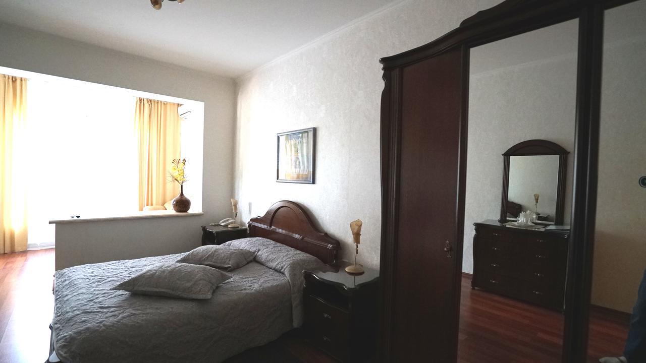 Mercury Hotel Charkov Buitenkant foto